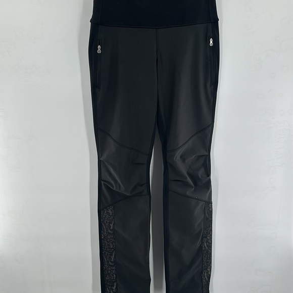 Lululemon Run: Bold In The Cold Pant Black 4 - Picture 6 of 10